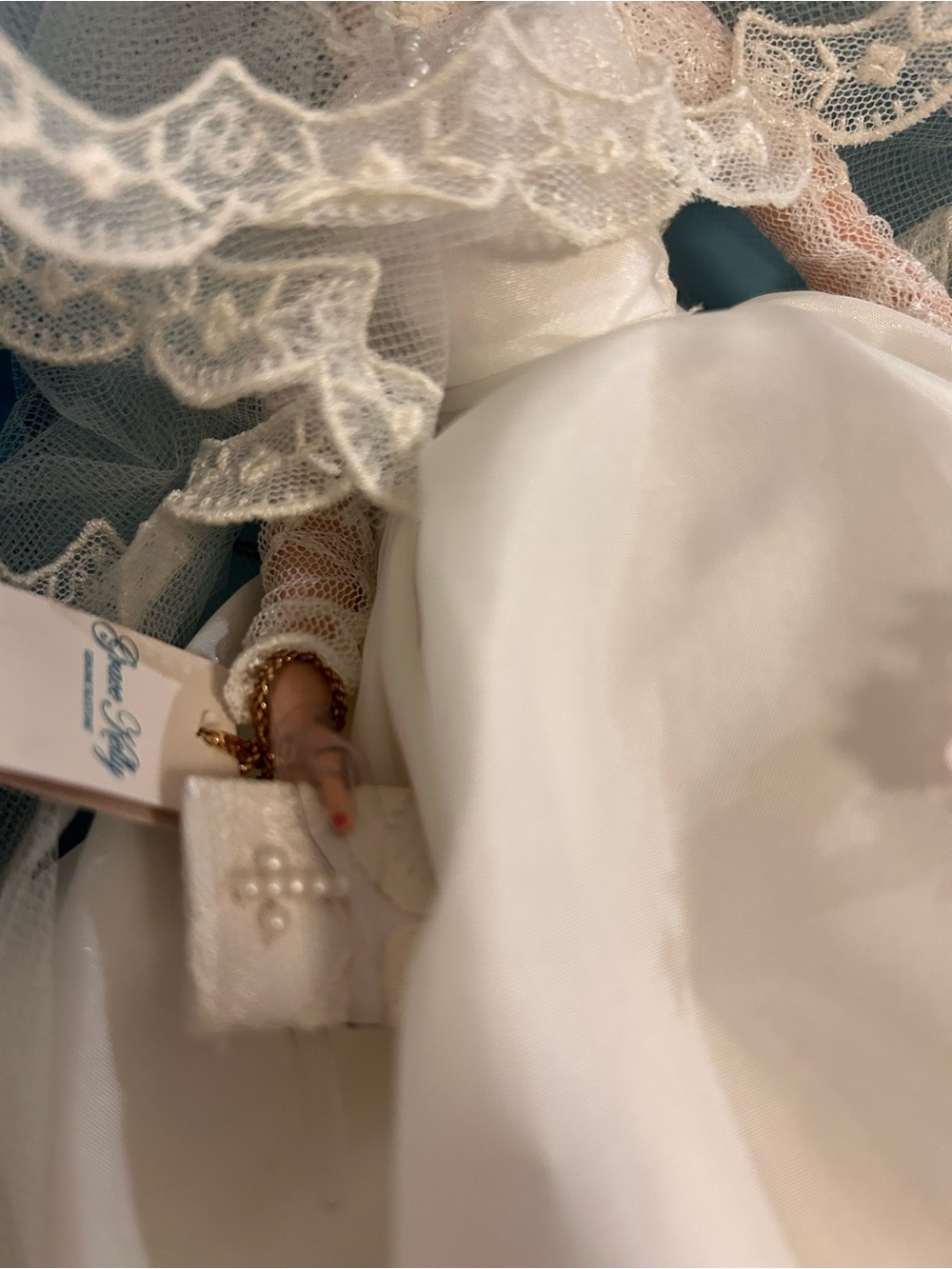 Barbie collector gold label Grace Kelly The Bride Collector Doll
New in Box - Picture 3 of 7